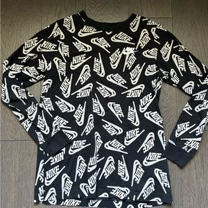 Long Sleeve Nike t-shirt